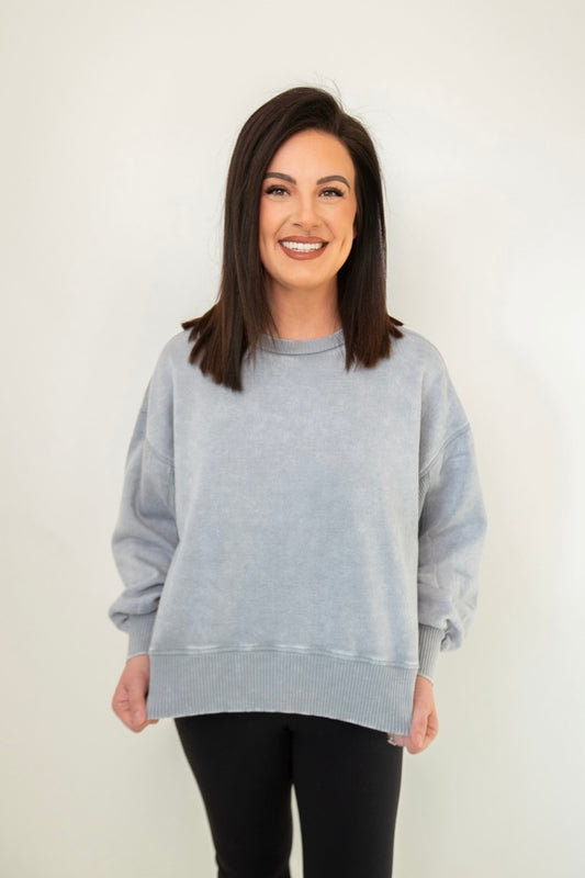 Acid Wash Pullover in Gray